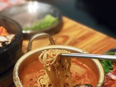 -青瓦炭韩潮烤肉(花园道店)