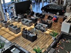 -天津波士信达奔驰4S店(卫津南路店)