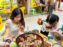 -鸿顺老铁锅美蛙鱼府(解放碑店)