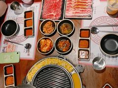 -青瓦炭韩潮烤肉(花园道店)