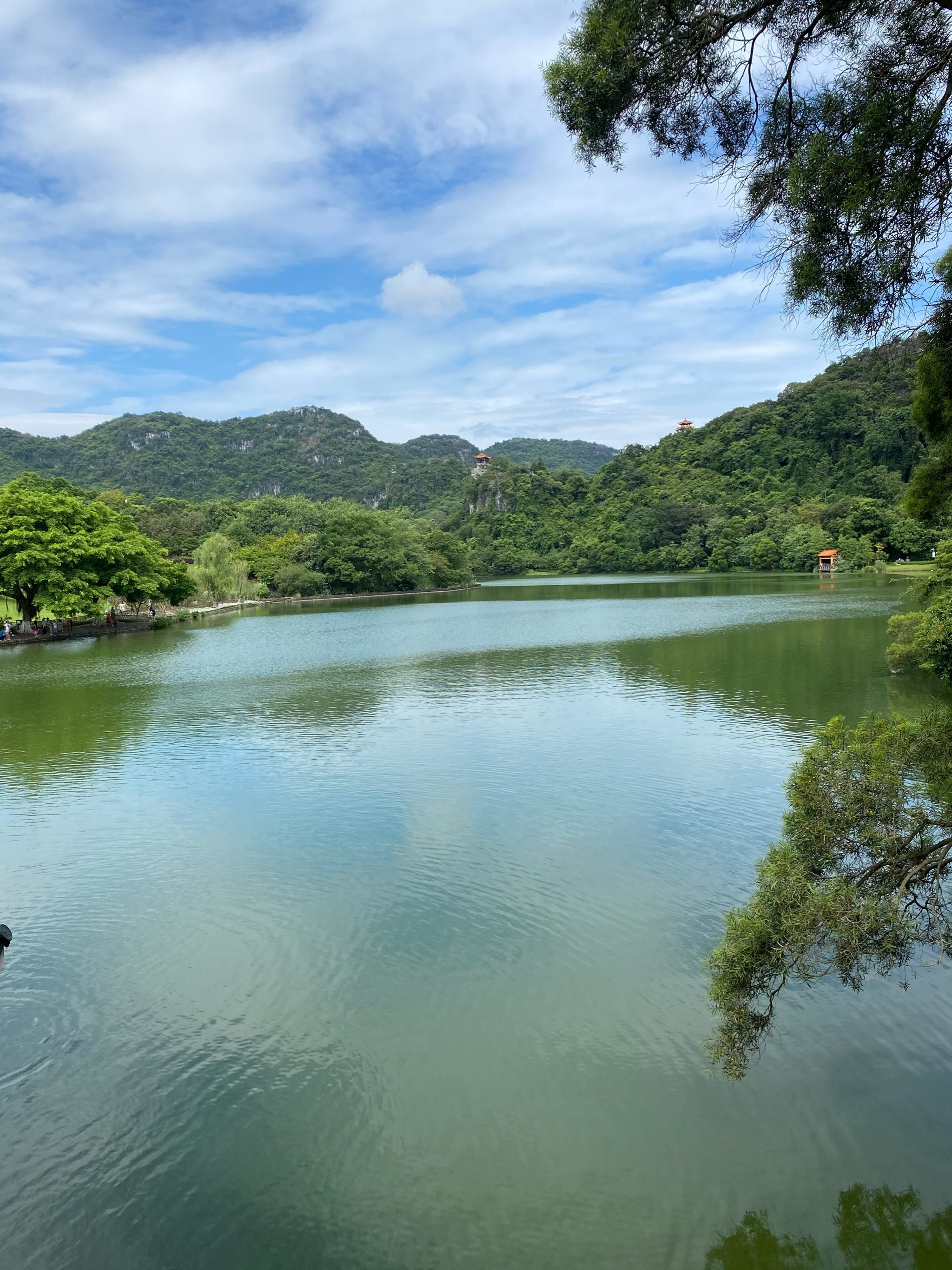 柳州龙潭公园美女峰图片