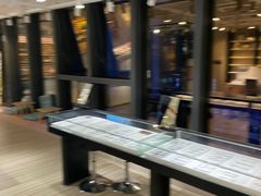 -瑞司视光眼镜·蔡司战略合作眼镜店(新街口店)