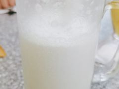 杏仁汁鲜奶-义顺牛奶公司(新马路老店)