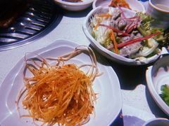 餐前小菜-本家韩国烤肉(青岛万象城店)