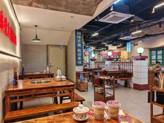 -憨铁匠火锅(红山6979店)