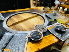 -老刘生态大鱼坊铁锅炖鱼(赛马场店)