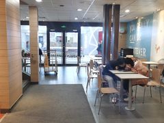 大堂-麦当劳(欧亚卖场店)
