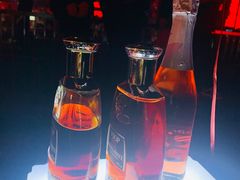 -TOP LIV Night Club 酒吧