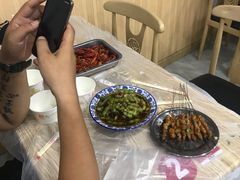 -江城燕子大排档(江汉路步行街店)