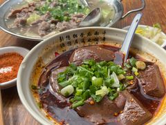 -杨三娘跷脚牛肉(羊子山西路店)
