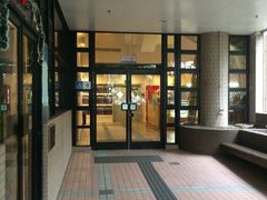 -香港大学