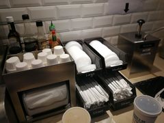 -The Habit Burger Grill 哈比特汉堡(爱琴海店)