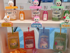 -泡泡玛特POPMART (北京超极合生汇店)