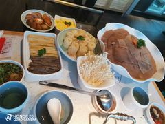 -左庭右院鲜牛肉火锅(苏州园区永旺店)