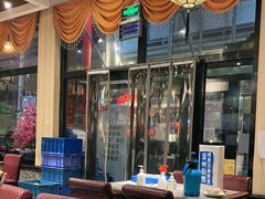 大堂-华盛园卷子王农家菜水库鱼
