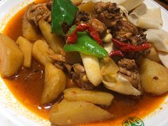 沙湾大盘鸡-塔哈尔·新疆盛宴(城西银泰店)