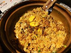 窝蛋牛肉煲仔饭-润泽园椰子鸡(汇一城店)