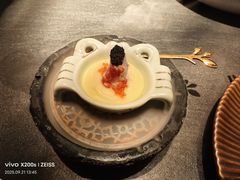 -蟹犇前•帝王蟹雪蟹(陆家嘴店)