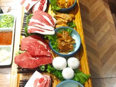 -明洞阿姨·韩式酱蟹烤肉·创意料理(三元桥店)