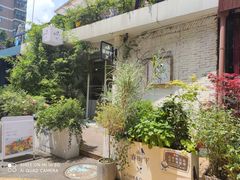 -春树下·树屋花房西餐厅(罍街AS1980店)