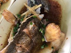 -四川小胡子海鲜(丁村万人海鲜广场店)