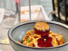 敲糖棒棒鸡-渔语鱼新川菜Bistro(万象天地店)