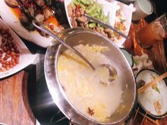 -小俩口烧烤东北菜(双井店)