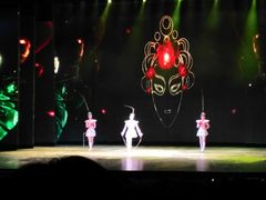 -工人俱乐部剧场杂技表演