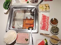 -海底捞火锅鲜切牛肉主题店(长寿路店)