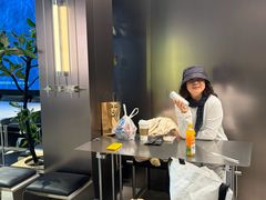 -W COLLECTIVE  DESSERT SHOP