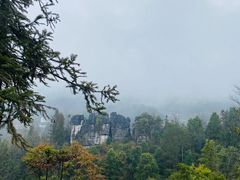 -梭布垭石林景区