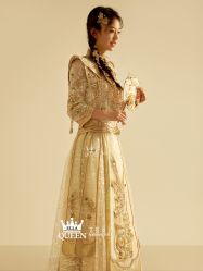 点击看大图 -艾拉·女王婚纱礼服馆