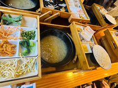 -勺子米线·云南传统小吃市集(四方街店)