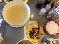 举人过桥米线-老滇过桥米线(永安路店)