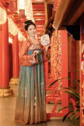 -支流映画摄影·汉服妆造跟拍(本宫来了银泰店)