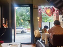 -LESCEDARS  Bistro香柏树(外滩店)