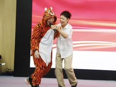 -金陵中学(河西分校)