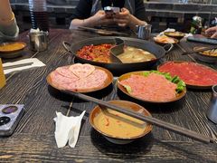 -冯校长老火锅(中联广场店)