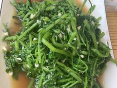 -俺家菜馆(百里峡店)