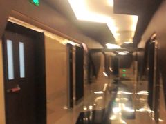 -英皇UA电影城(瑞虹天地月亮湾)