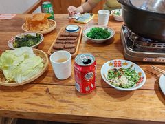 -猫爷的腔调·黔小馆(交大医学住宅区店)