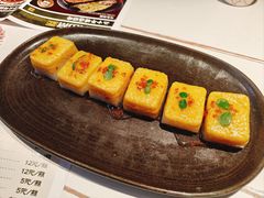-阿瓦山寨·湘菜现炒·剁椒鱼头王(咸阳总店)