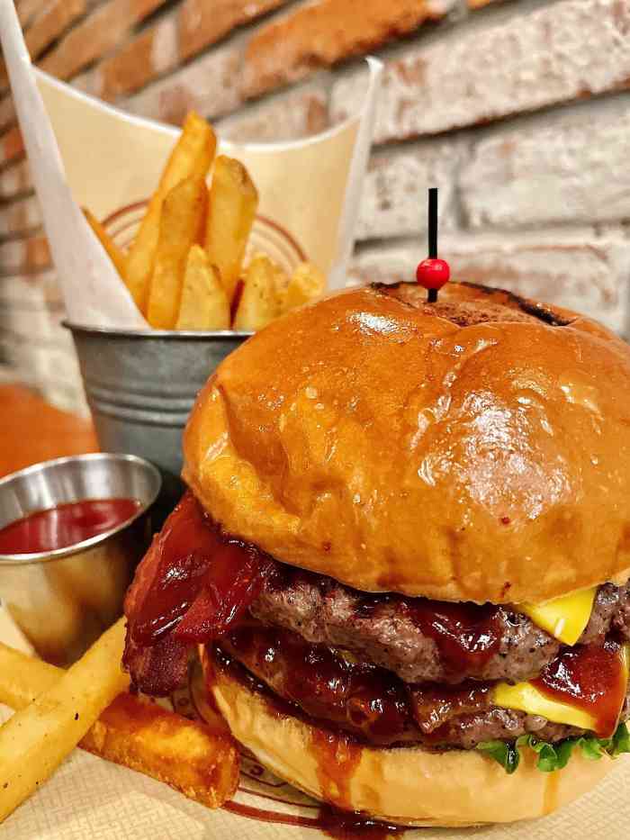 bourbon cookhouse玻本厨房(阿拉城店)-"阿拉城现在人流还是太少,所以