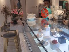 -Fridi Patisserie Cafe