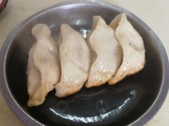 -黄阿姨锅贴大王(万航渡路店)