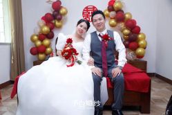 -予白婚纱礼服馆