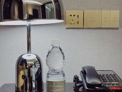 -上海龙之梦万丽酒店