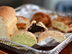 紫米芝士碱水球-富贵面包公司(运河店)