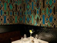 -Mogul Eatery·大亨餐酒馆
