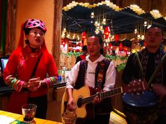 -老滇山寨•云南特色菜•地方菜•民族风情歌舞表演(金碧店)